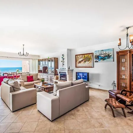 Сasa de vacaciones Oceano Mit Privatem Pool By Interhome *